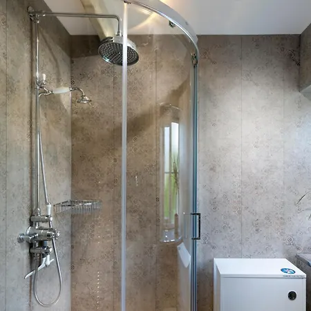 Clare's Near Cartmel - Dog Friendly, Homely, Aga, Log Burners, & Netflix * Holker