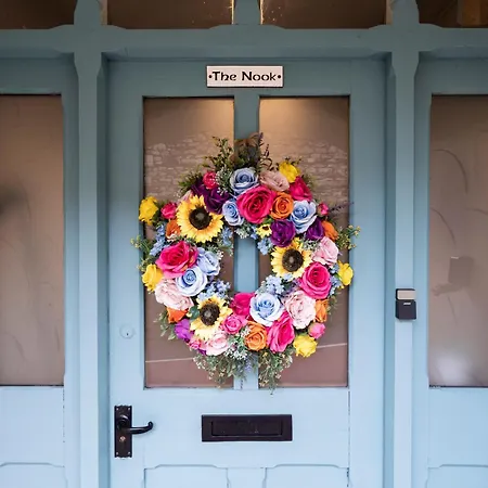 Clare's Near Cartmel - Dog Friendly, Homely, Aga, Log Burners, & Netflix Дом отдыха